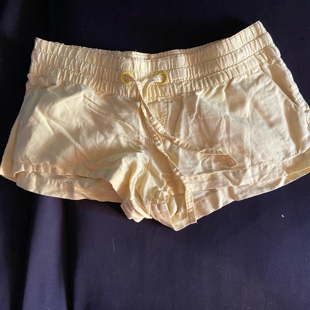 Mossimo Yellow shorts